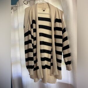 Universal Thread striped cardigan size medium NWOT